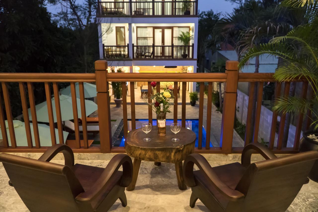Louis Villa Hoi An Exterior photo