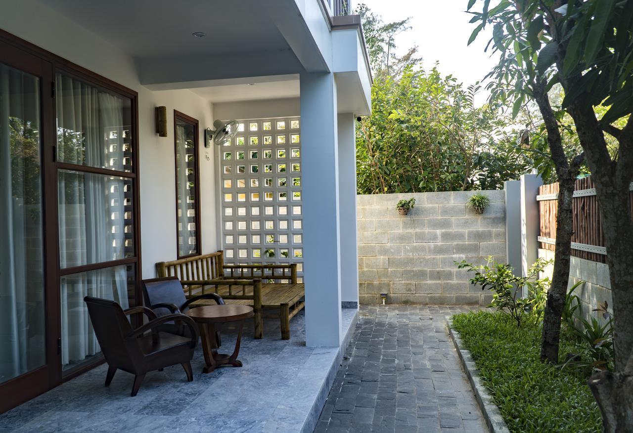 Louis Villa Hoi An Exterior photo